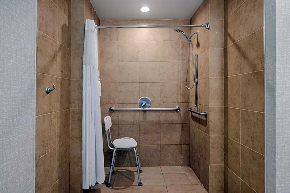 Hampton Inn Pleasanton
