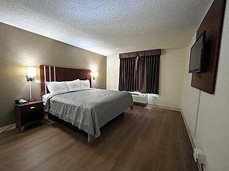 Standard King Room - Non Smoking