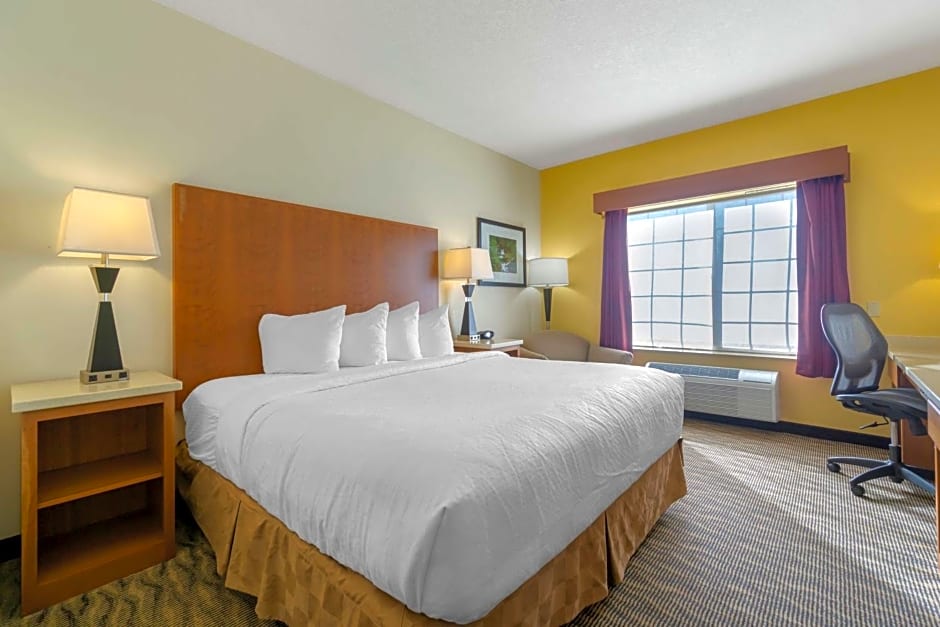 Best Western Plus Park Place Inn & Suites