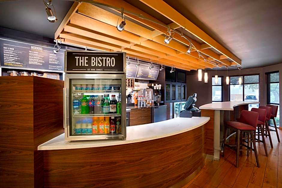 Courtyard by Marriott Champaign