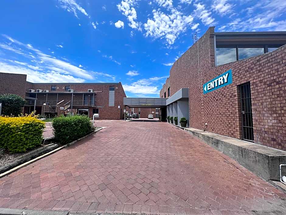 Spa Village Travel Inn