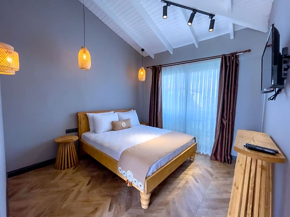 Trina Talles Hotel Alacati - Luxury Desing