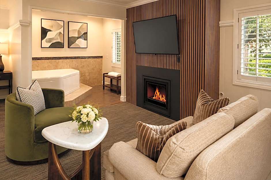 Wayside Inn