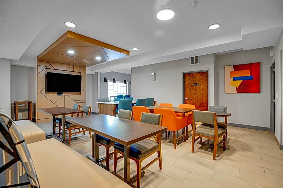 Holiday Inn Express Hotel & Suites Portland - Jantzen Beach By IHG