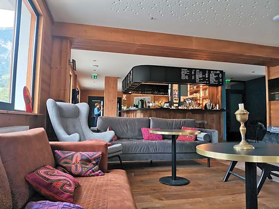 L'Outa Hotel Restaurant