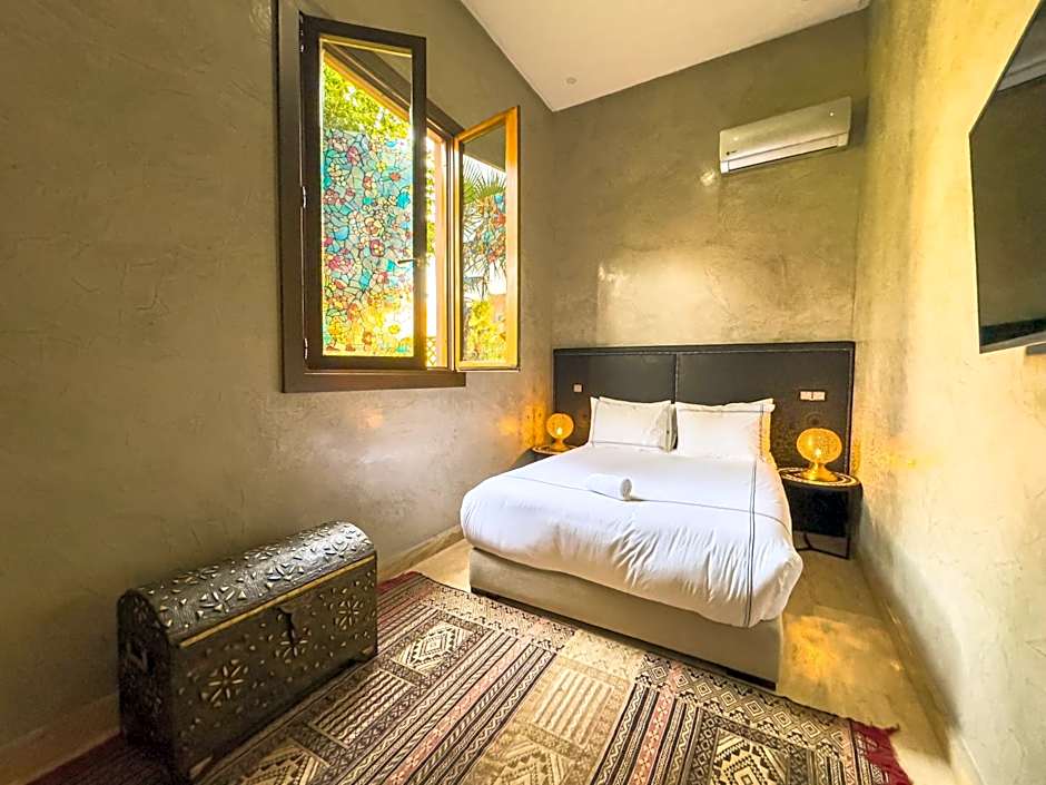 Riad Tonaroz
