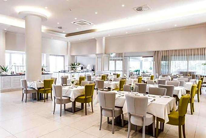 Nissiana Hotel & Bungalows