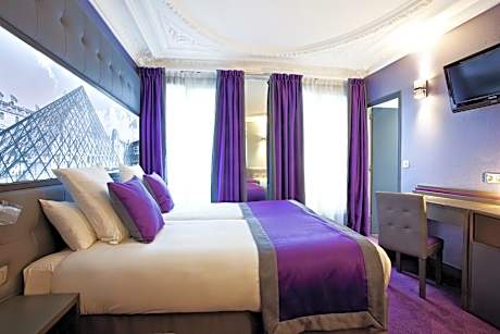 1 King Bed, Non-Smoking, Superior Room, Twin On Request