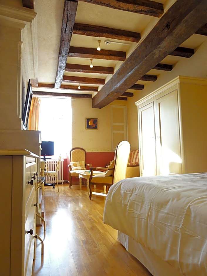 Logis Manoir De La Giraudière