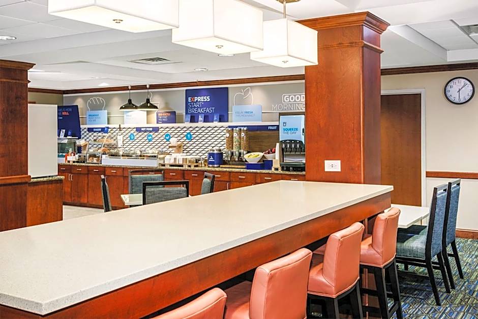 Holiday Inn Express Hotel & Suites Hampton South-Seabrook By IHG