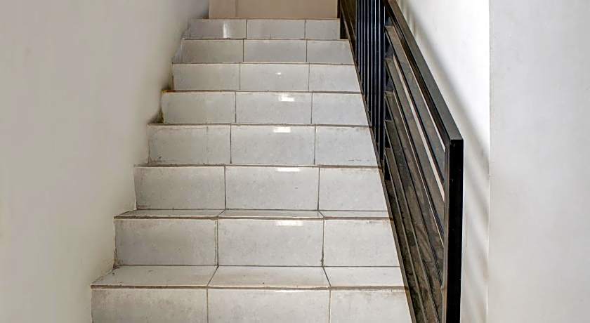 RedDoorz Syariah near Q-Mall Banjarbaru