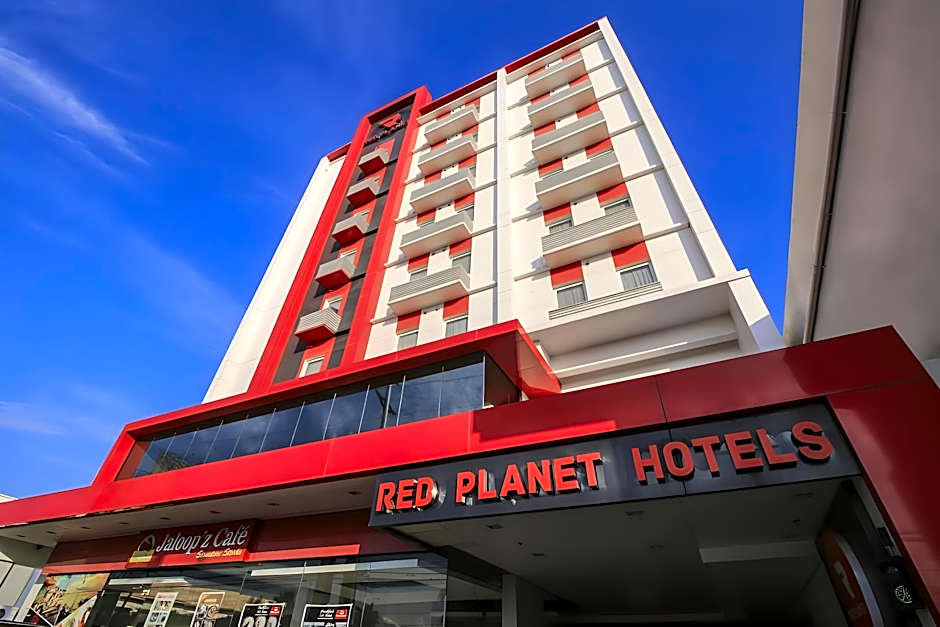 Red Planet Davao