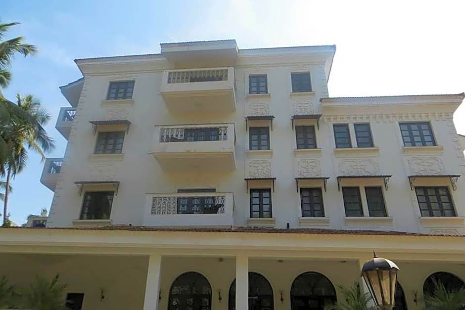 Silver Sands Hideaway Hotel