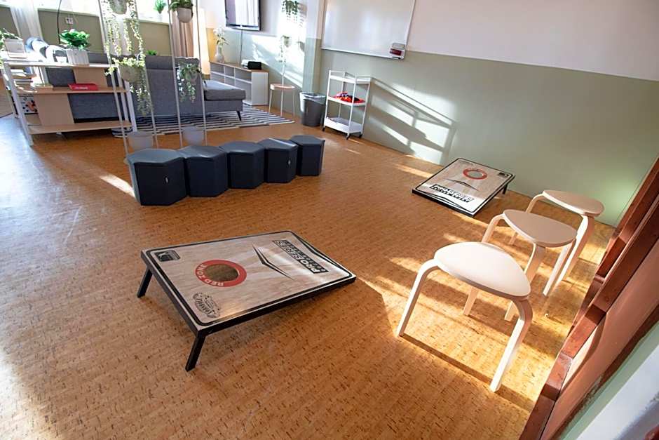 Multi Challenge Hostel