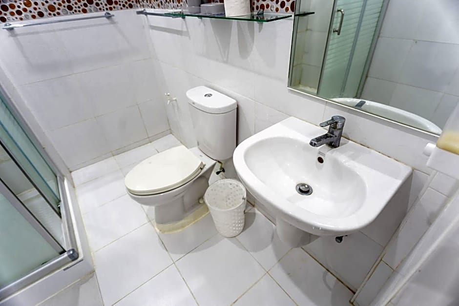 MADISON GARDEN AND RESIDENCES