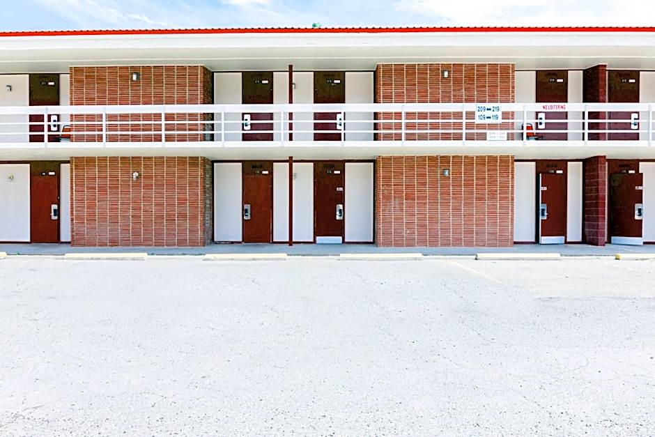 OYO Hotel Alice TX Hwy 281 West