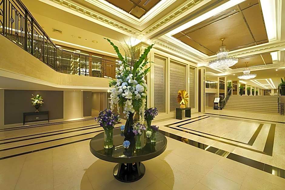 Mandarin Hotel Managed By Centre Point