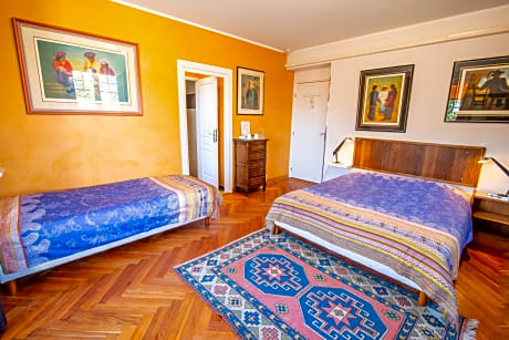 Triple Room with Mountain View