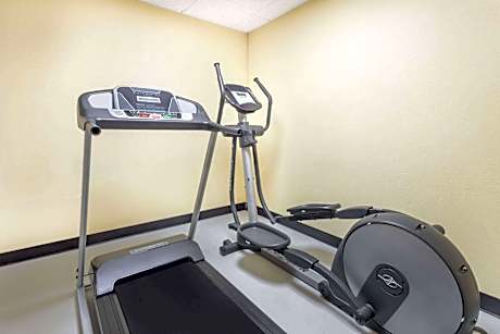 Days Inn by Wyndham New Orleans Pontchartrain