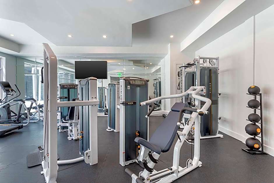 Cambria Hotel Waco University Riverfront