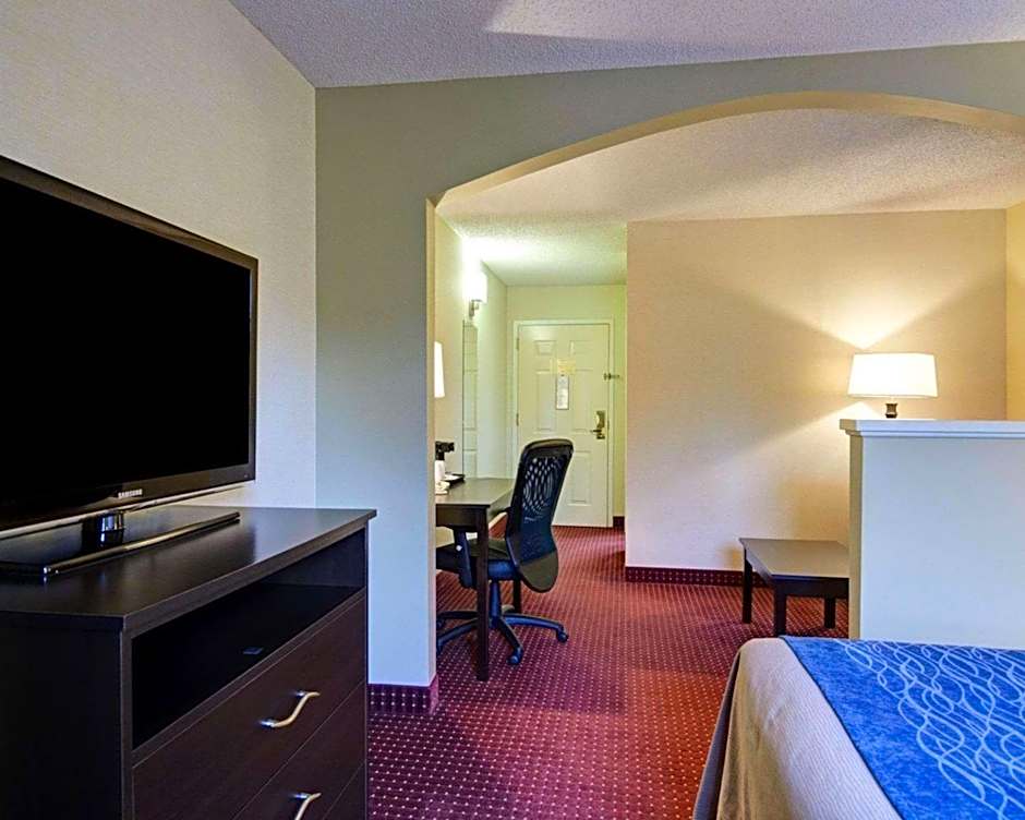 Quality Inn & Suites Little Rock West