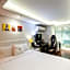 I Hotel