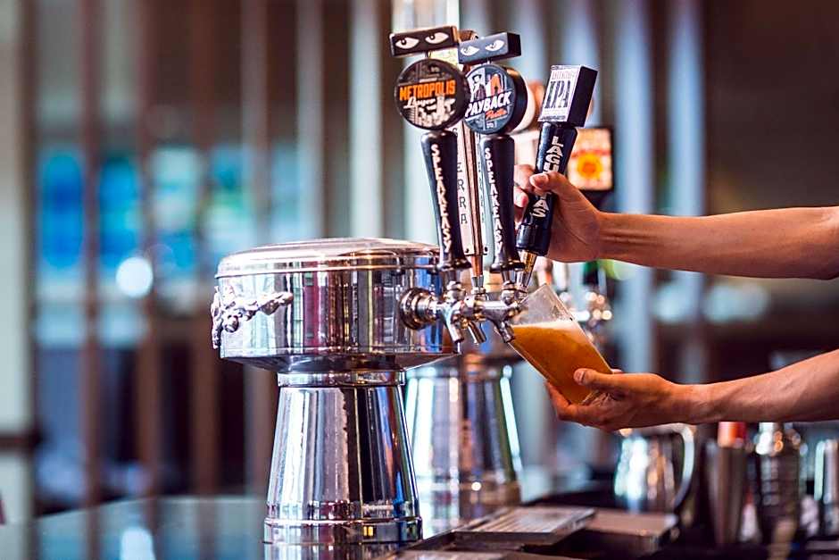 DoubleTree by Hilton San Francisco Airport North Bayfront