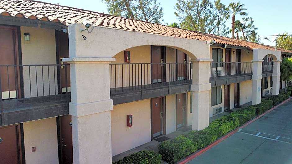 Hospitality Inn