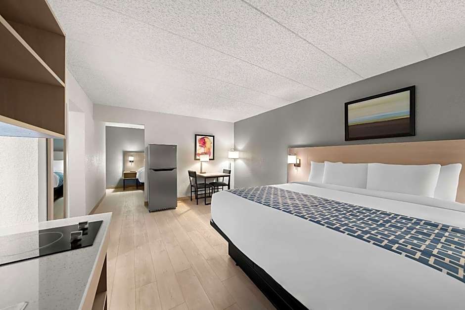 Suburban Studios, Kearney