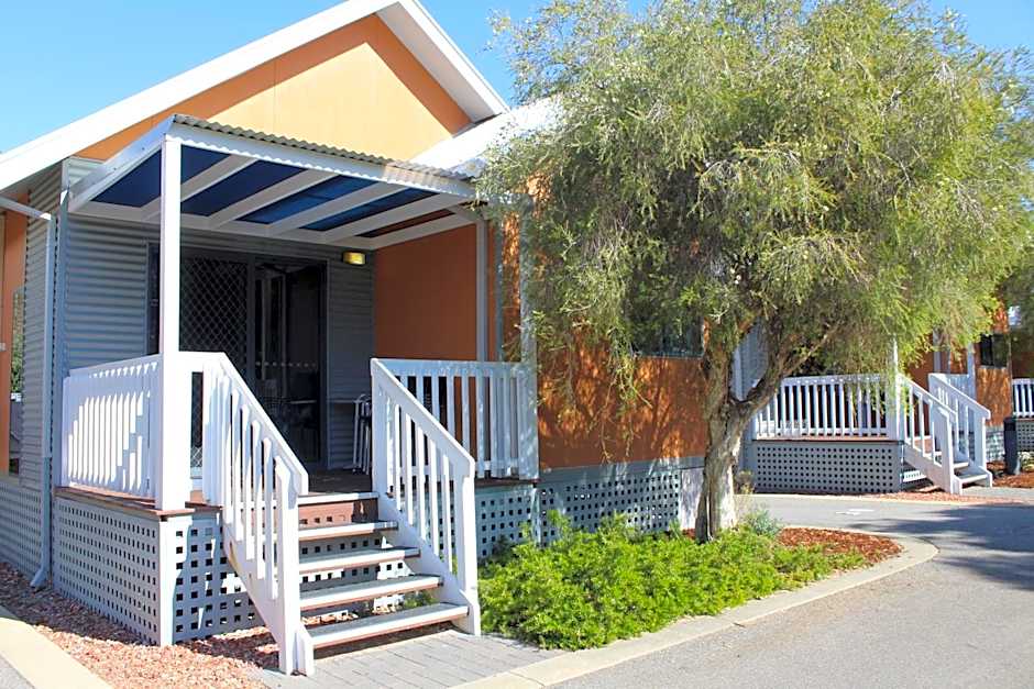 Mandurah Ocean Marina Chalets