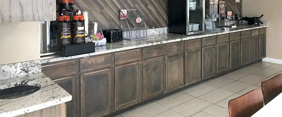 Super 8 by Wyndham Jackson/Ridgeland