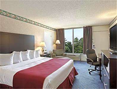 King Bed, Exterior View, Second Floor, Non-Smoking