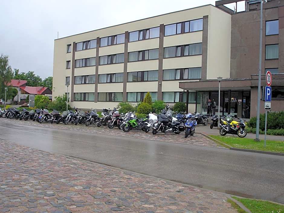 Hotel Madona