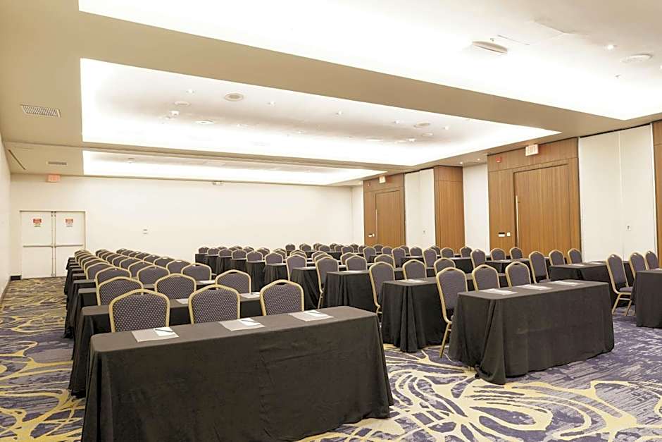 Courtyard by Marriott Panama Multiplaza Mall