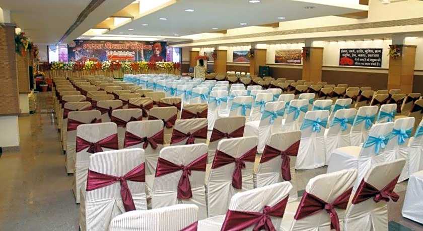 Hotel Sheela Shree Plaza