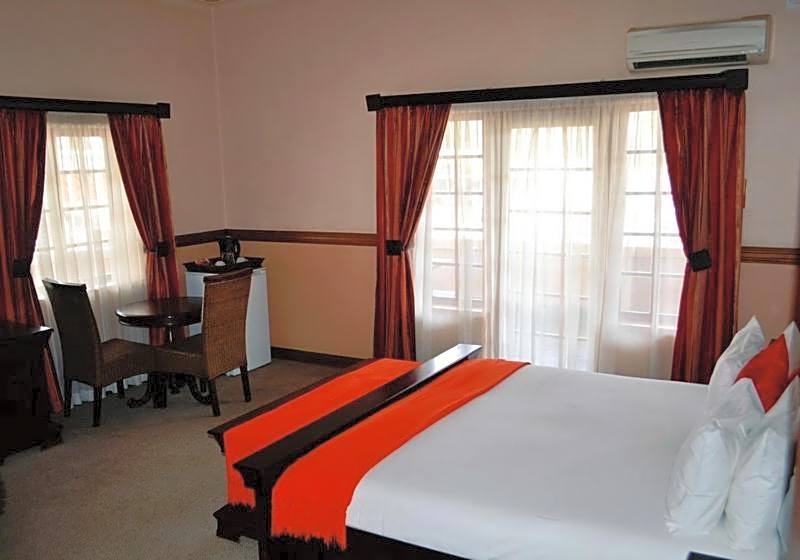 Crown Hotel