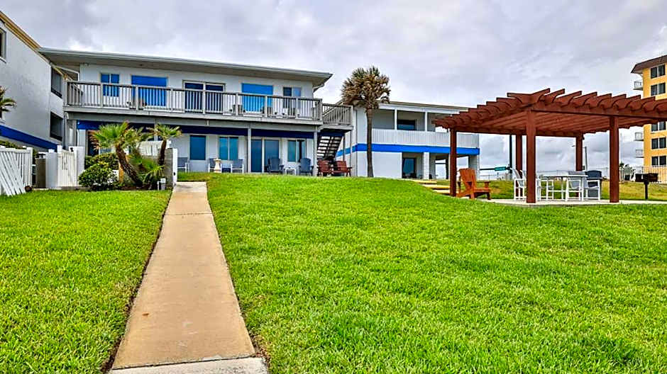 Driftwood Beach Motel