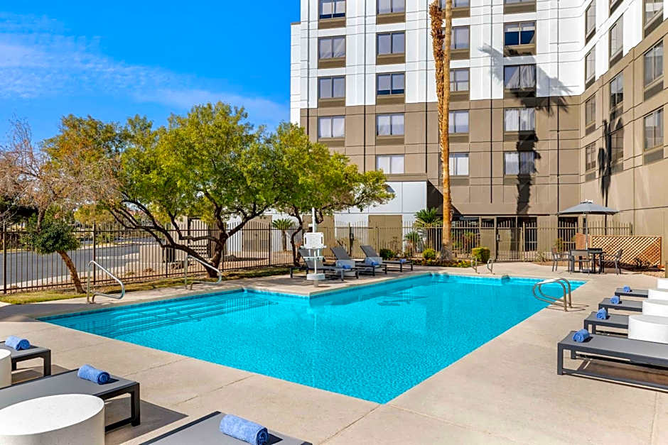 DoubleTree By Hilton Club Las Vegas Airport