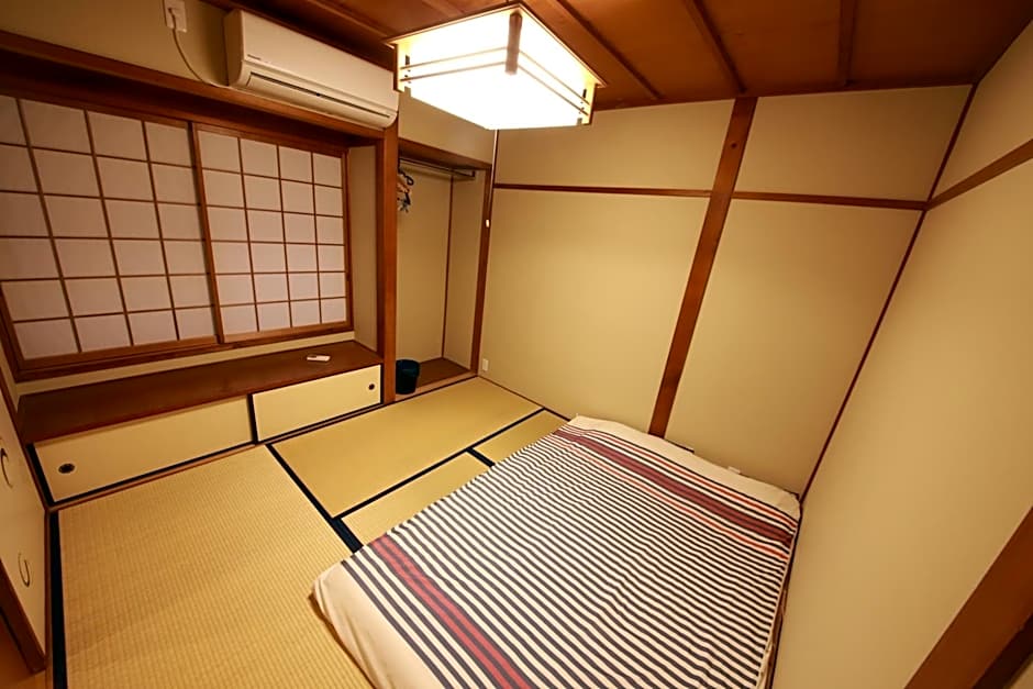 Kinkaku
