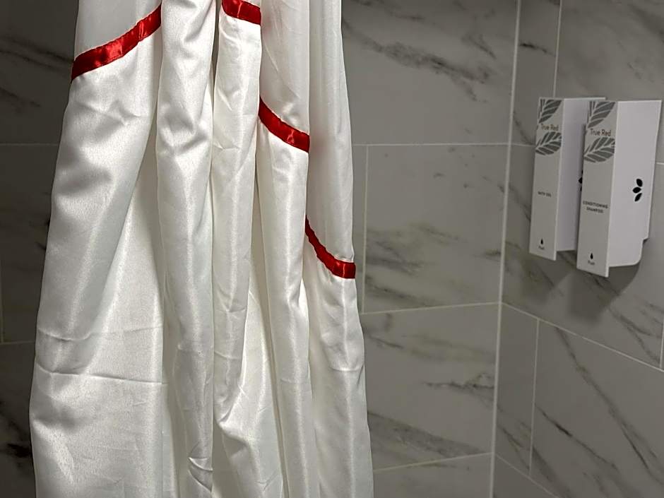 Red Roof Inn & Suites Middleborough