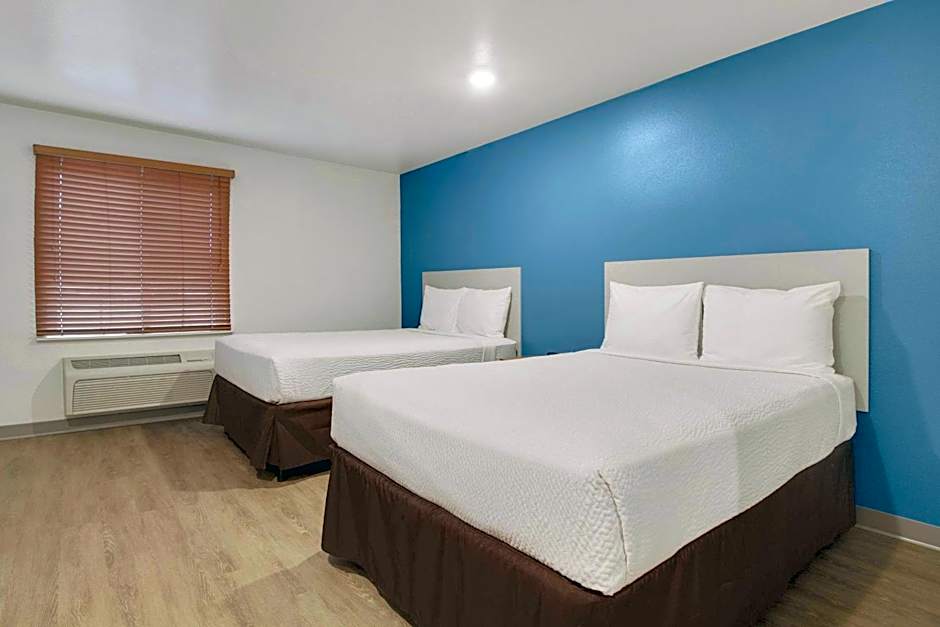 WoodSpring Suites Conroe