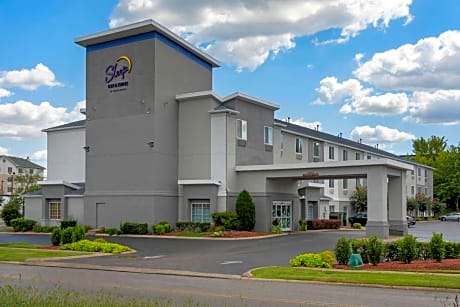 Sleep Inn & Suites Smyrna – Nashville