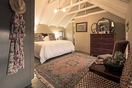 King Room with No Garden View