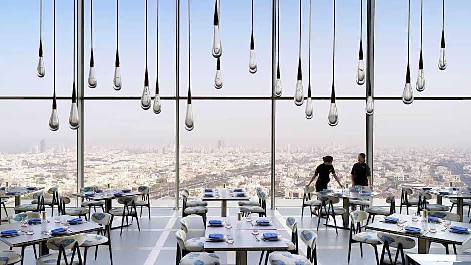 Four Seasons Hotel Kuwait at Burj Alshaya