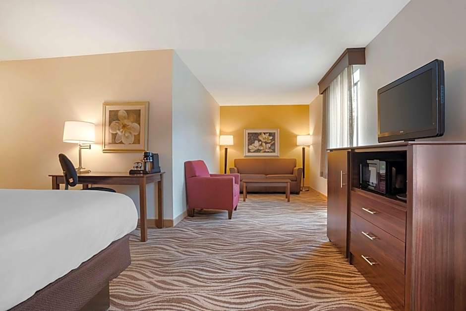 Best Western Plus Oak Mountain Inn