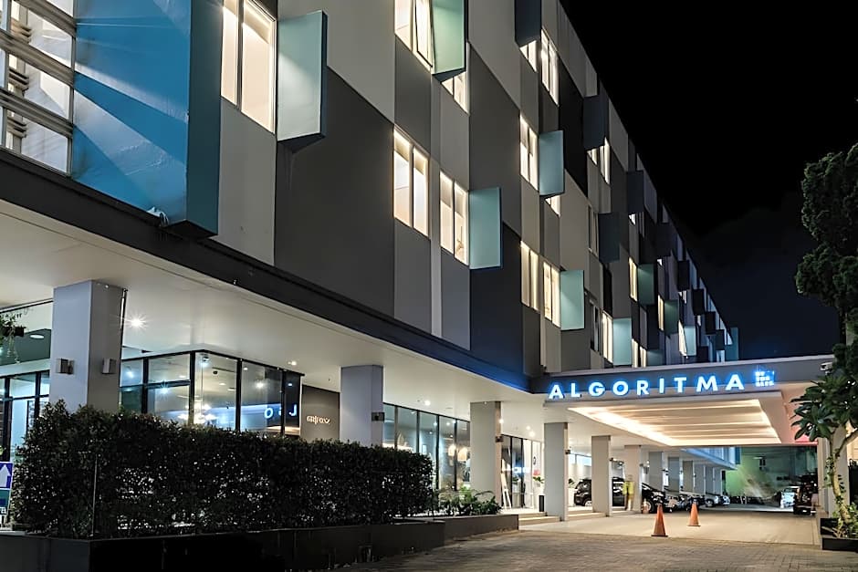 Algoritma Hotel