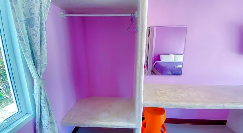 Baan Chom Jan Suan Phung