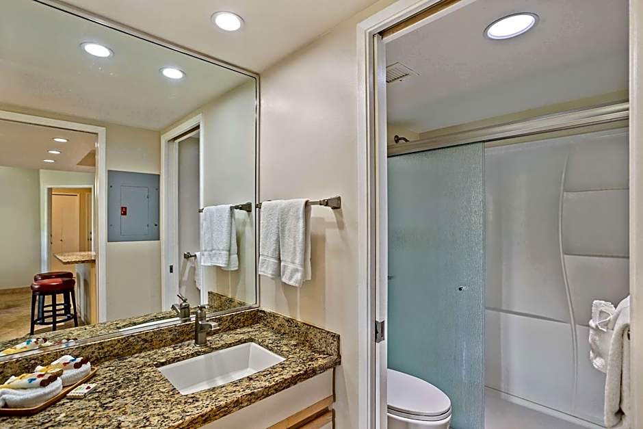 Aston At The Maui Banyan