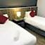 La Orchard Hotel