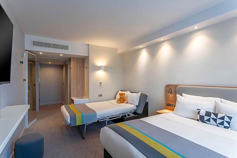 Holiday Inn Express Dublin-Airport By IHG